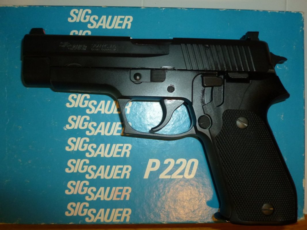 Sig P220.JPG
